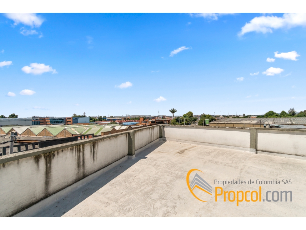 VENTA - BODEGA INDUSTRIAL - VALLADOLID - KENNEDY
