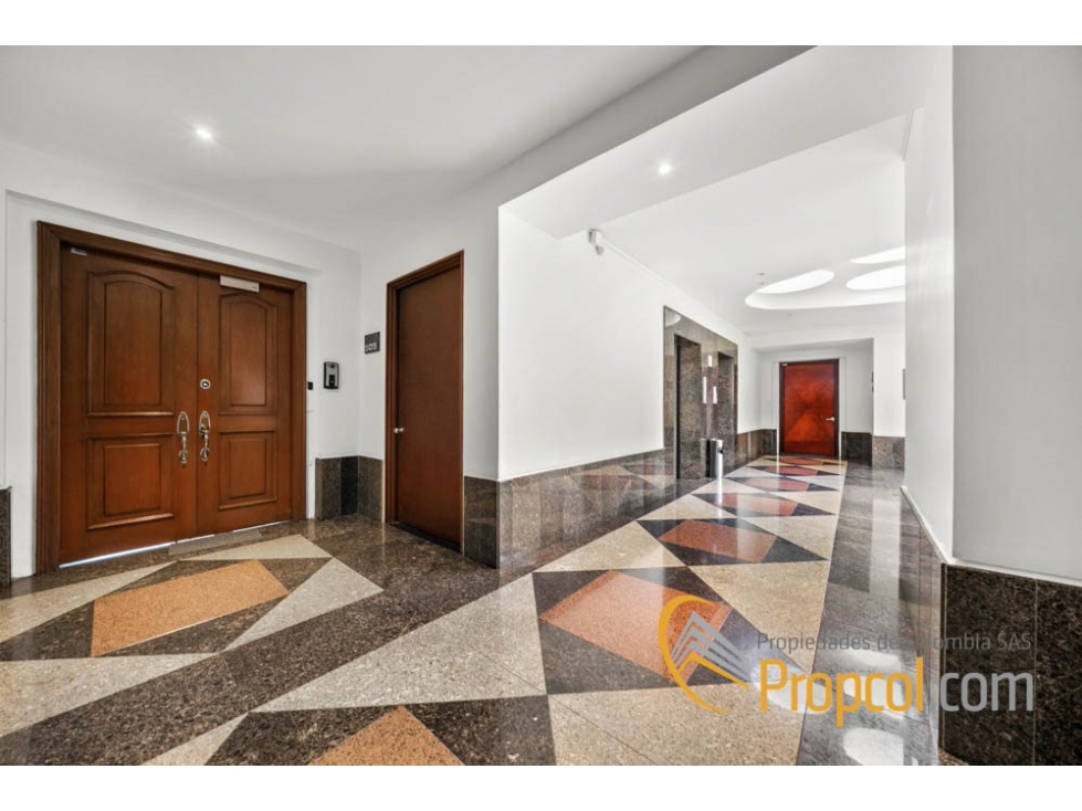 ARRIENDO EXCELENTE OF PARQUE 93 - 3