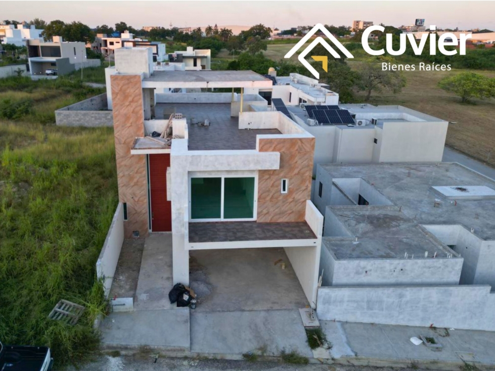 CV2468-DE CASA EN VENTA,FRACC. LOMAS DE CHAIREL — foto 2