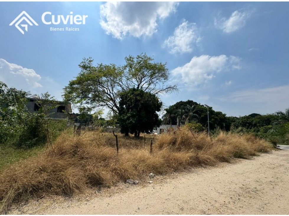 TV2868-CP TERRENO EN VENTA, FRACC. LAGUNA DE MIRALTA - 4