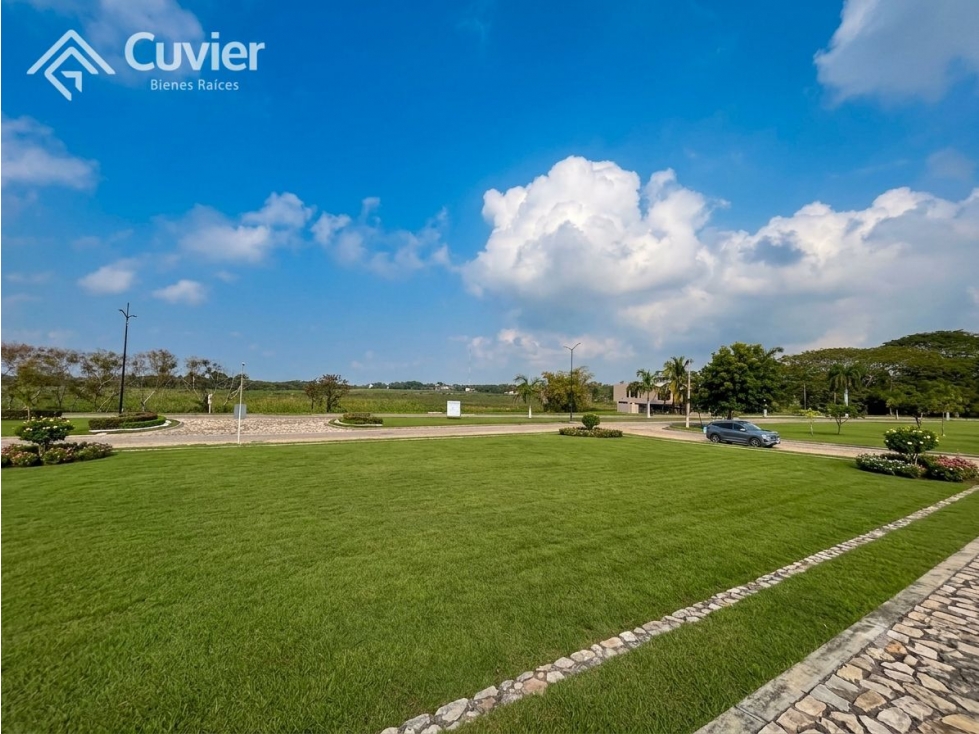 TV2838-RS TERRENO EN VENTA, FRACC. LAGUNAS DE MIRALTA — foto 2