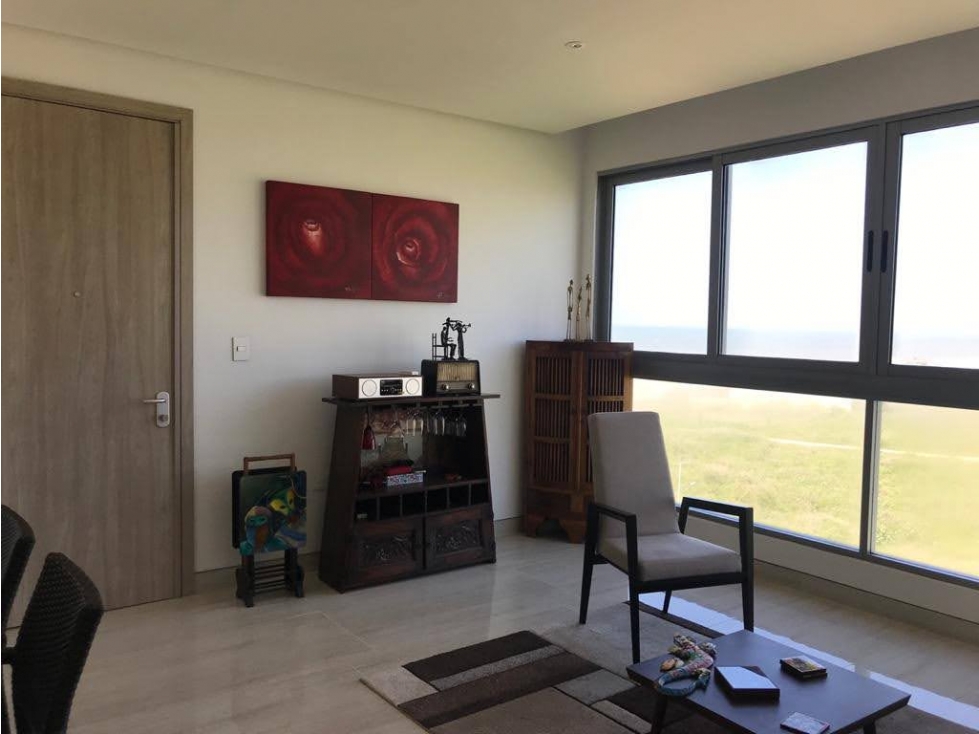 VENTA DE APARTAESTUDIO CON VISTA AL MAR EN PUNTA ROCA SABANILLA — foto 3