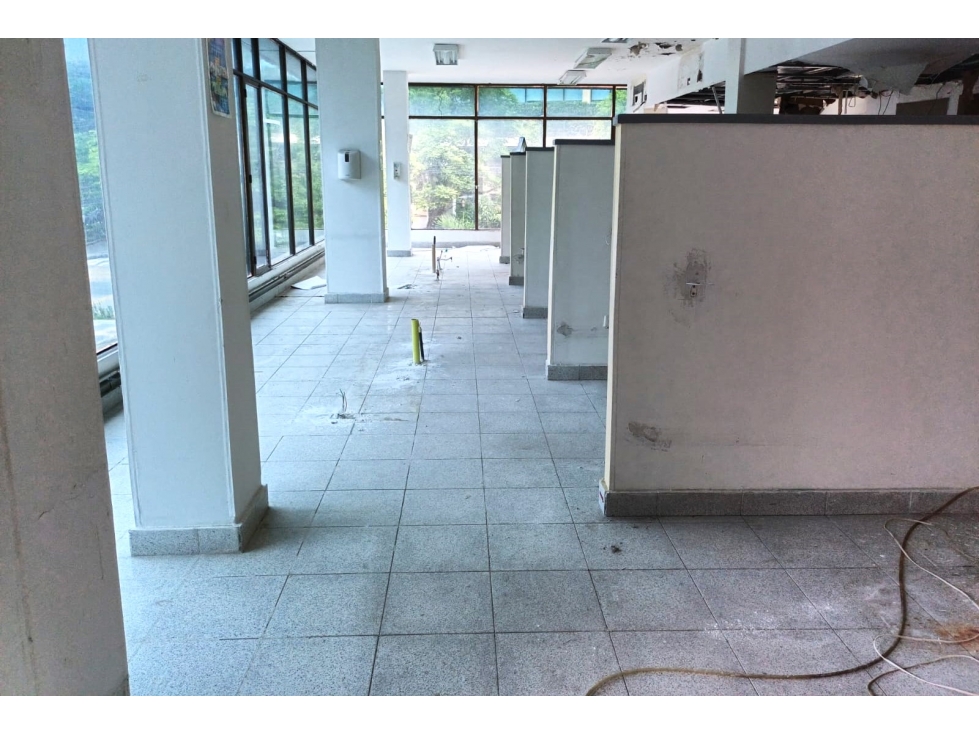 SE ARRIENDA LOCAL COMERCIAL, SECTOR DE ALTO PRADO, BARRANQUILLA. — foto 4