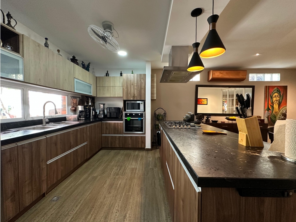 VENDO CASA FRENTE AL PARQUE EL SAGRADO CORAZÓN, BARRANQUILLA