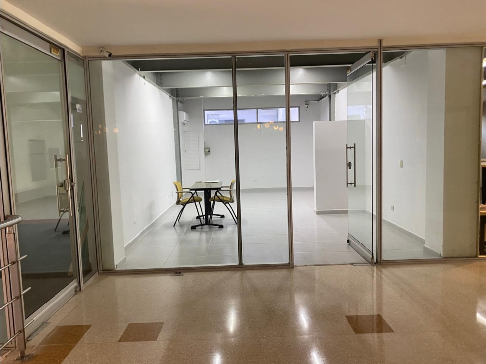 ARRIENDO OFICINA EN VILLA COUNTRY, BARRANQUILLA
