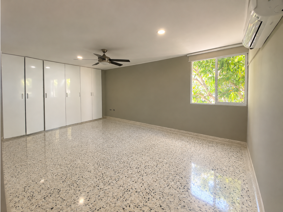 VENTA DE APARTAMENTO EN ALTOS DE RIOMAR, BARRANQUILLA - 5