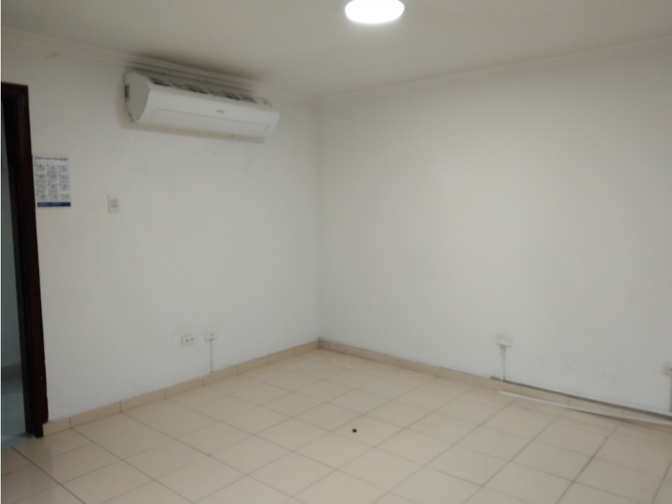 ARRIENDO OFICINA EN BARRIO ALTO PRADO, BARRANQUILLA — foto 3