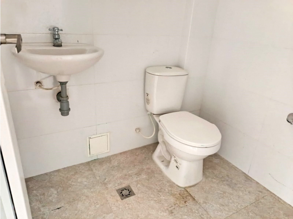 SE ARRIENDA LOCAL COMERCIAL EN CIUDAD JARDIN, BARRANQUILLA. — foto 5