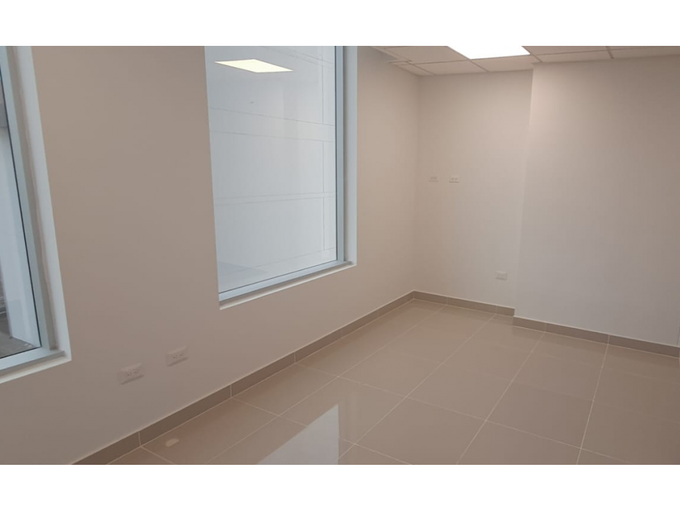 SE VENDE CONSULTORIO/OFICINA EN BARRANQUILLA - 4