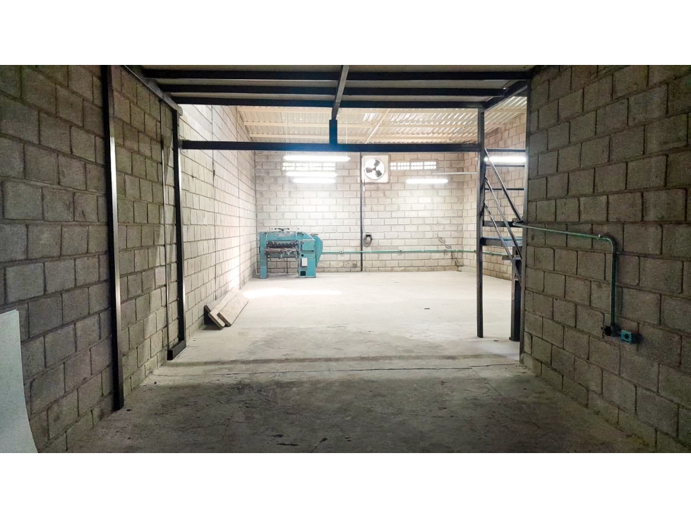VENDO BODEGA COMERCIAL - ZONA INDUSTRIAL DE GALAPA, ATLANTICO - 3