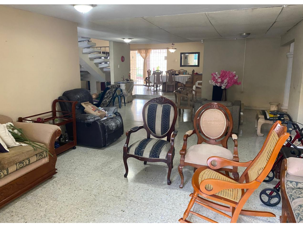 SE VENDE CASA PARA INVERSION, EN RIOMAR SECTOR GRANADILLO — foto 4