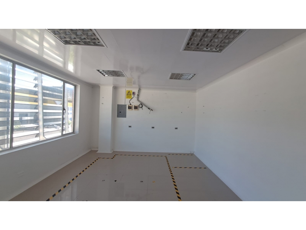 ARRIENDO BODEGA JUAN MINA, BARRANQUILLA - 3