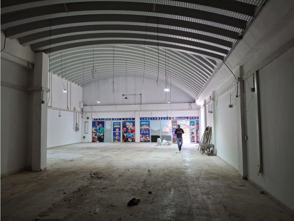 ARRIENDO LOCAL COMERCIAL MALAMBO - 5