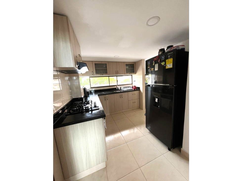SE VENDE APARTAMENTO, EN CIUDAD JARDIN, BARRANQUILLA. — foto 3