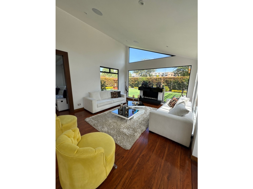 Casa Hermosa en Venta en Cajica