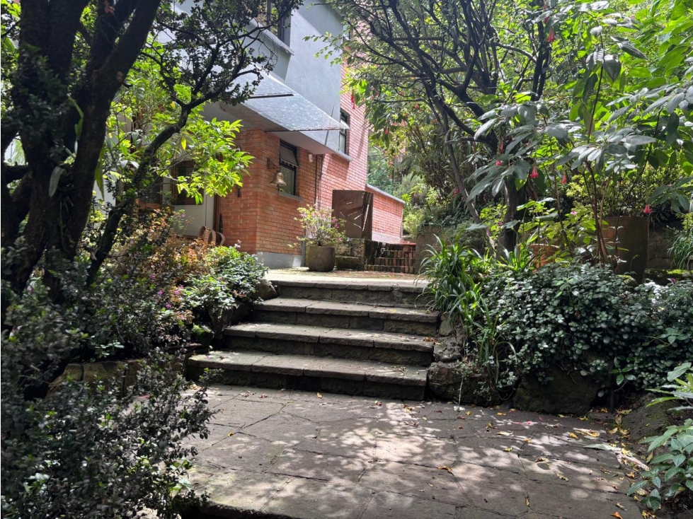 Casa en Venta en Exclusivo Barrio El Refugio Bogotá