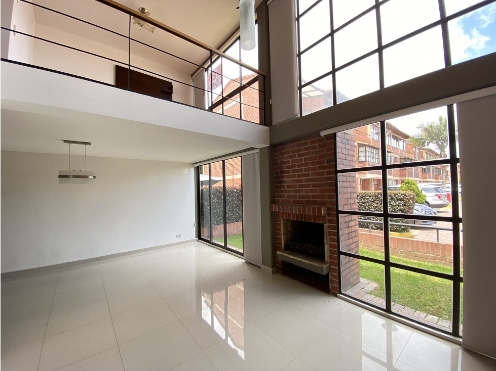 Venta de casa esquinera ubicado en Chia