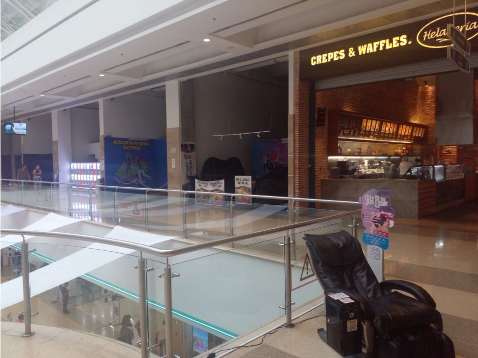 Cali Local en Venta en el Centro Comercial La Estación