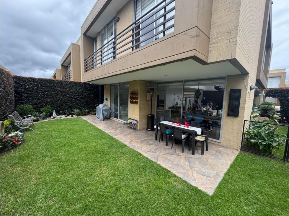 Casa en venta@doble.altura hermosa@ ubicado en Cajica — foto 2