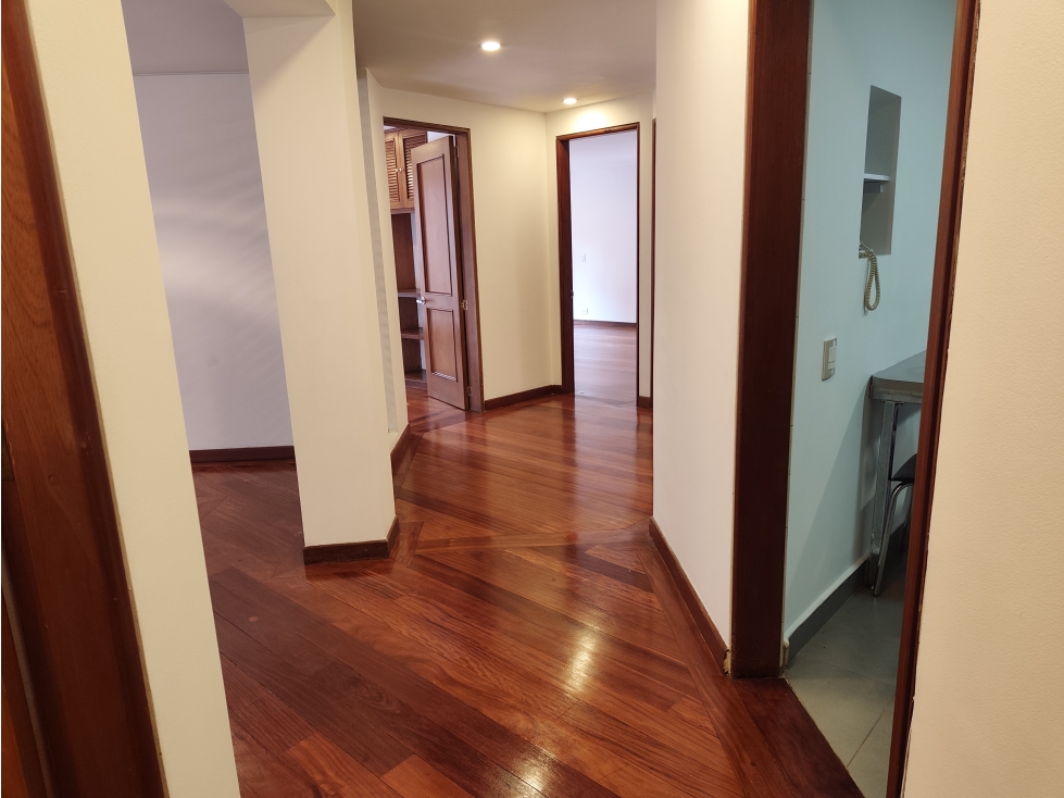 Apartamento en arriendo en Rosales con terraza de 120 m2 — foto 4