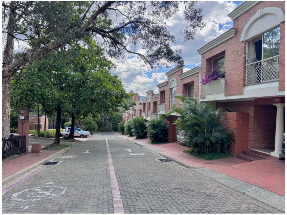 Venta casa Medellín, El Poblado, San Lucas