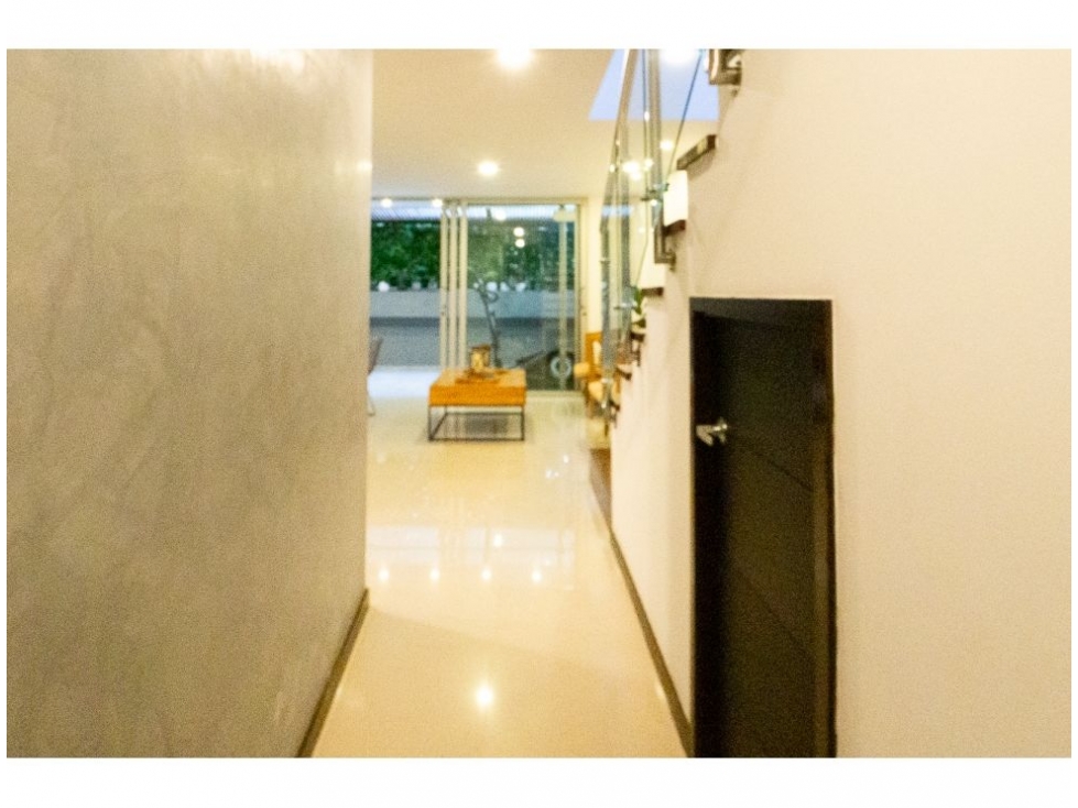 Venta Casa Envigado Loma del atravesado sector Montessori — foto 2