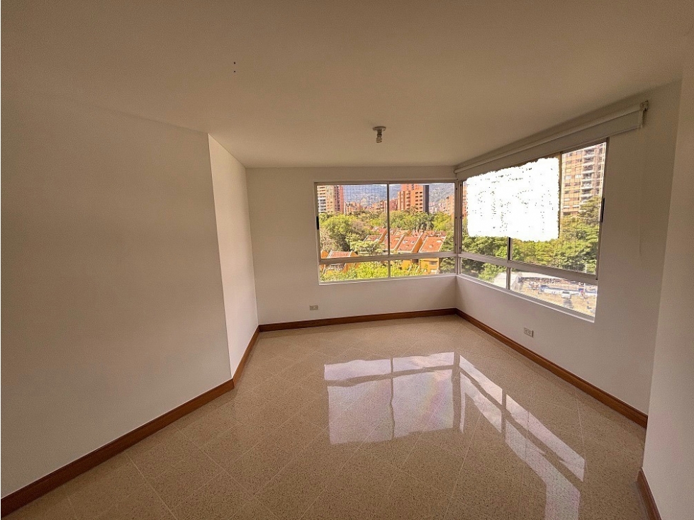 Venta apartamento Medellín, El Poblado La Frontera — foto 3