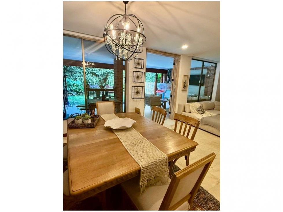 Vendo casa Medellín, El Poblado Las Santas — foto 5