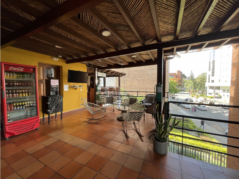 Venta lote con construcción, Alta Mixtura, Manila, El Poblado