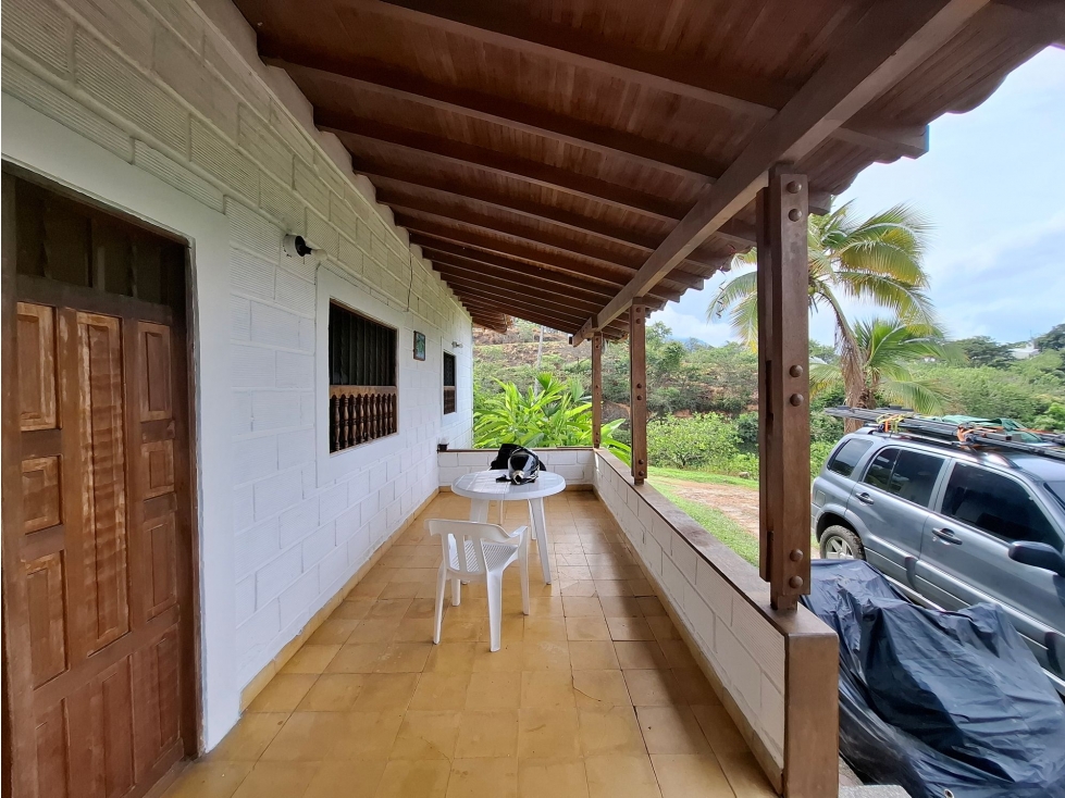 Finca con potencial de subdivisión en San Jerónimo, 5 min casco urbano — foto 5