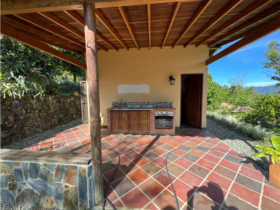 LOTE Y CONSTRUCCION EN PARCELACIÓN - COPACABANA — foto 2