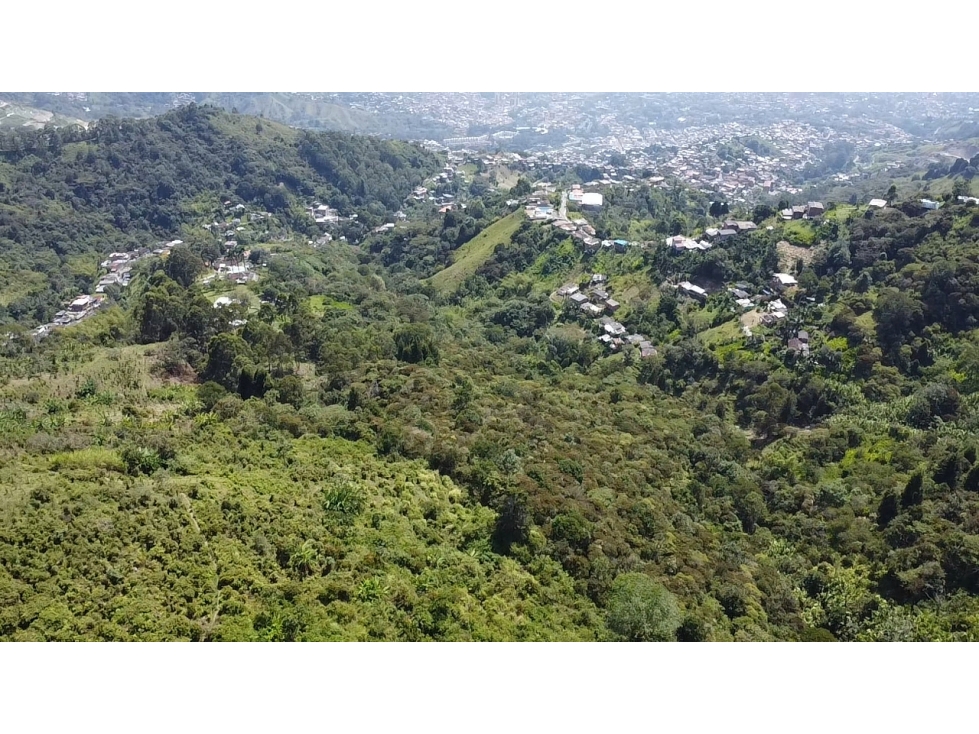 En venta: Lote con potencial de desarrollo en Altavista, Medellín