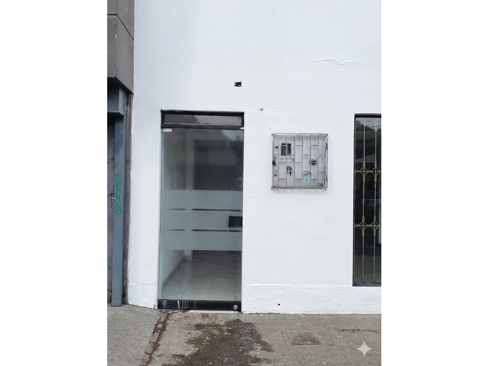 LOCAL COMERCIAL EN ARRIENDO AVENIDA PRIMERA DE MAYO, BOGOTÁ