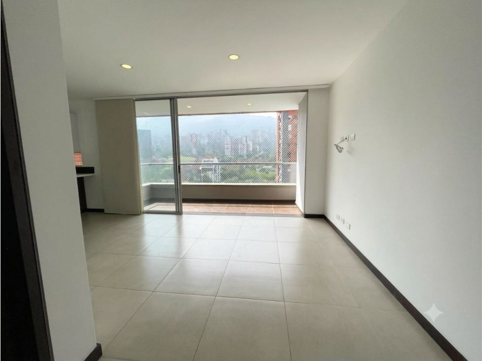 Apartamento 2 Alcobas + Estudio, Santa María de los Ángeles El Poblado — foto 3