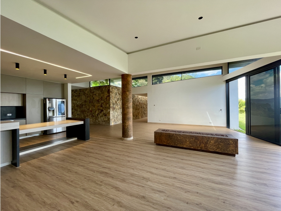 Casa Exclusiva 3 habitaciones en Las Palmas, Medellín