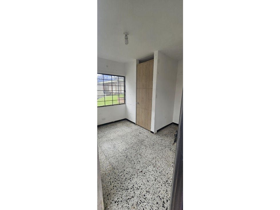 Oficinas en arriendo | Centro Logístico Logika Calle 13 - 2