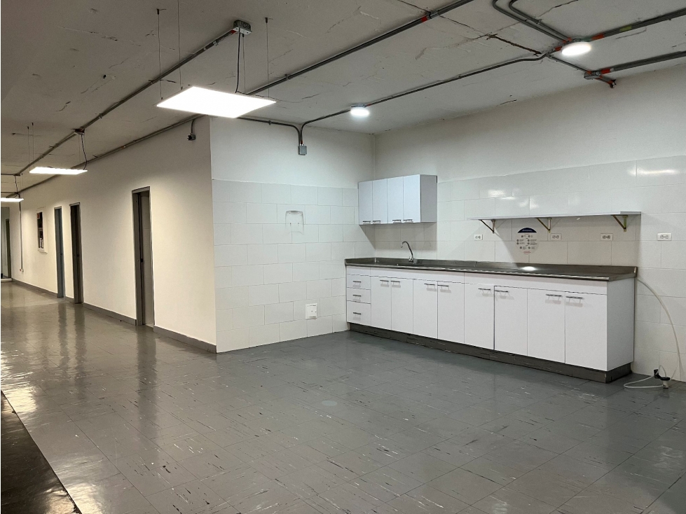 Oficina en arriendo 1.970 m² | Banco de Comercio | Bogotá — foto 4