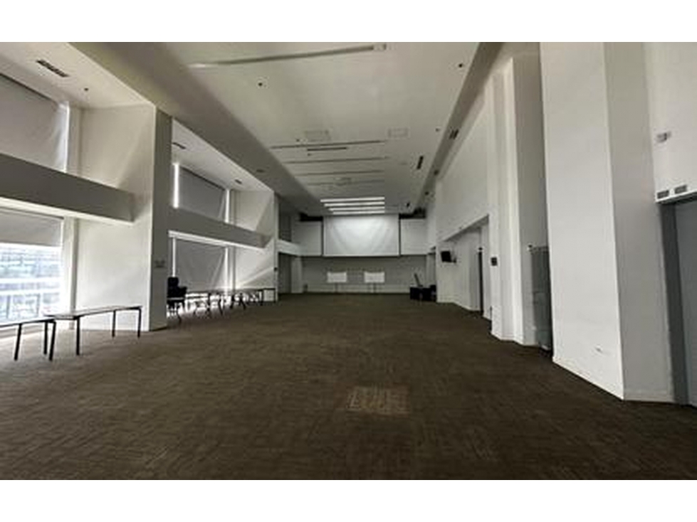 Oficina en arriendo de 103 m² | Torre REM | Bogotá
