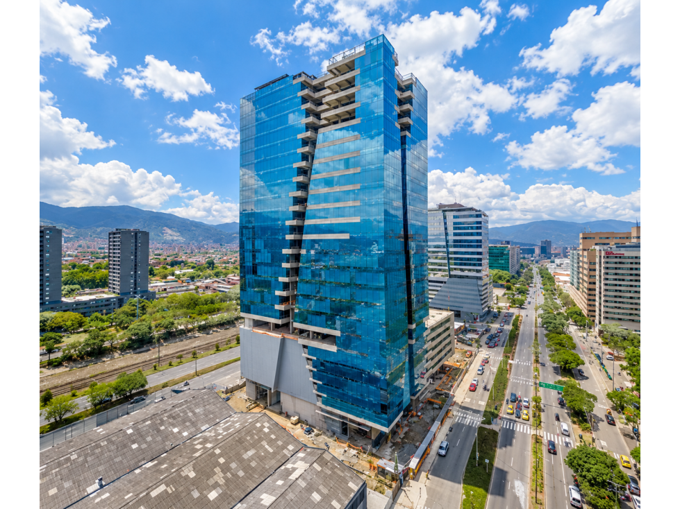 Oficina AAA amoblada en arriendo | Rivana, Ciudad del Río 
