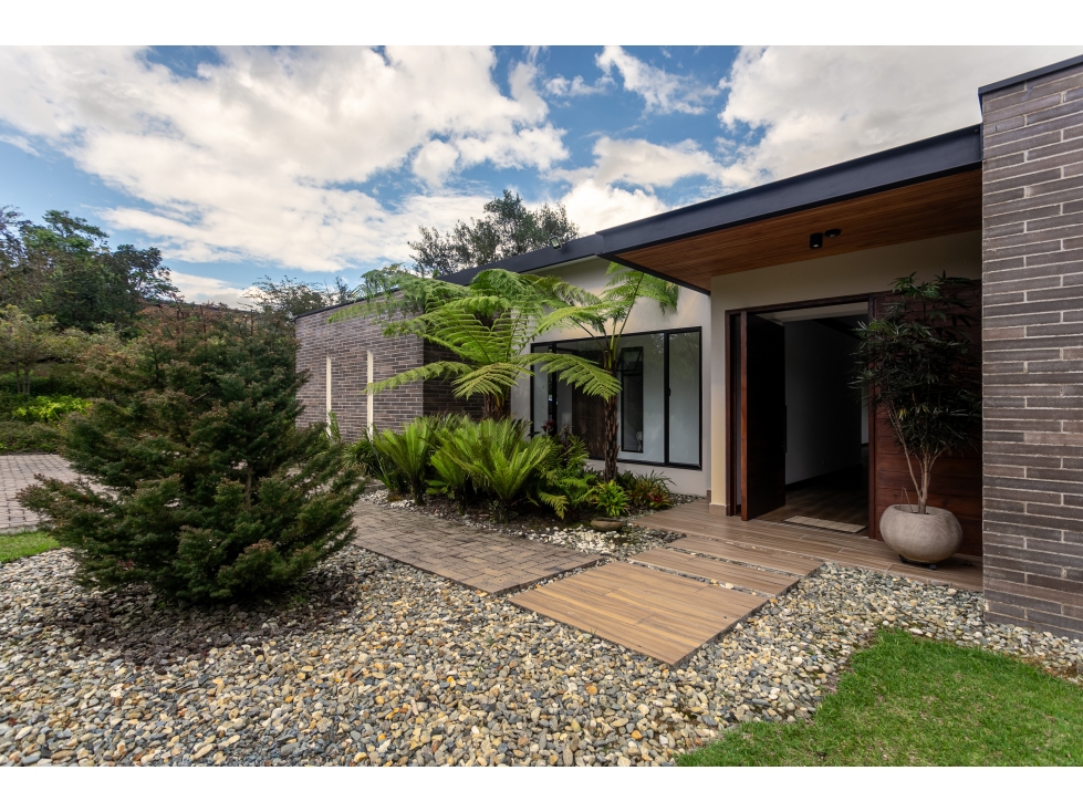 Casa campestre de lujo en La Ceja en parcelación cerrada — foto 2