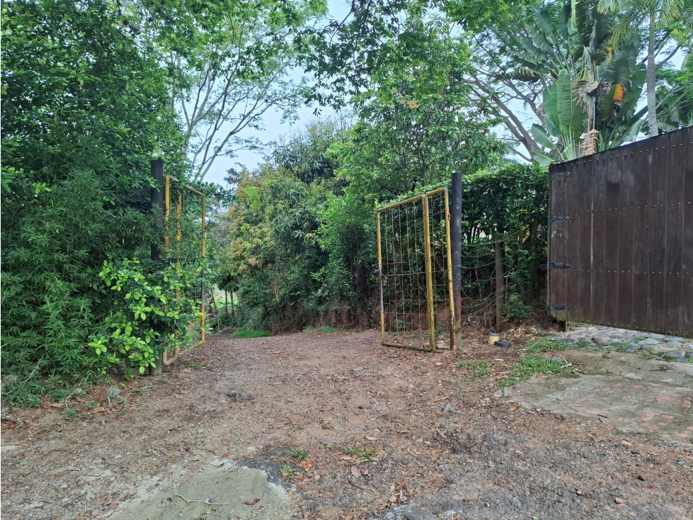 Finca con potencial de subdivisión en San Jerónimo, 5 min casco urbano — foto 2