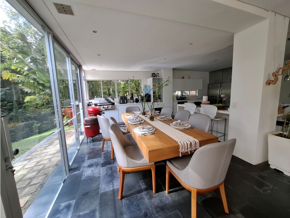 CASA EN ENVIGADO LOMA DEL ESCOBERO — foto 3