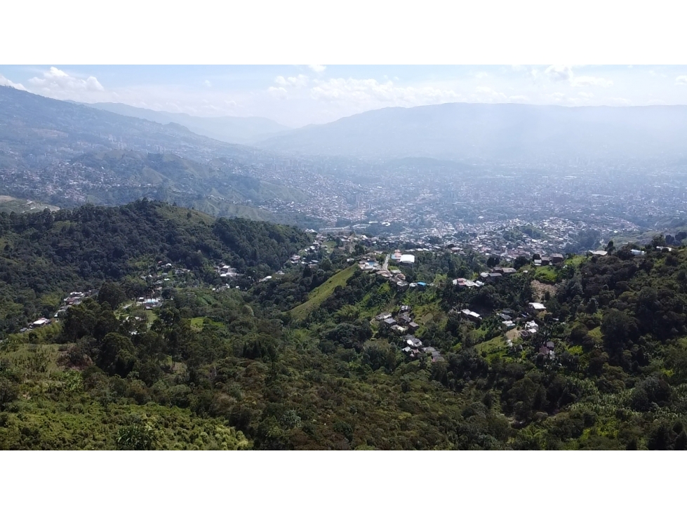 En venta: Lote con potencial de desarrollo en Altavista, Medellín — foto 2
