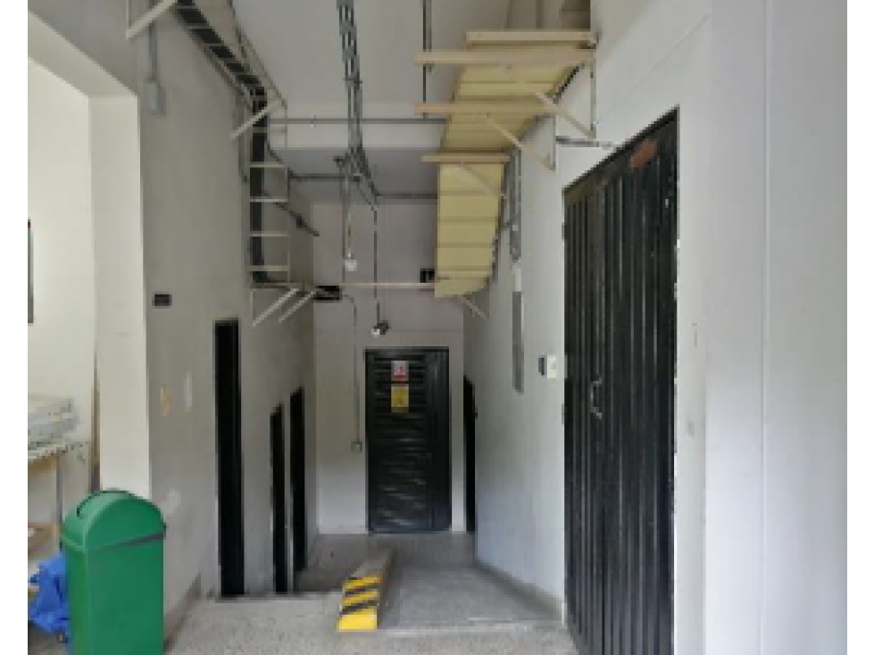 Lote con Construcción en Venta - Autopista Norte, Medellín — foto 2