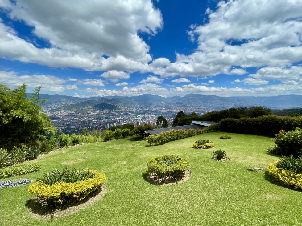Casa Exclusiva con piscina en Las Palmas, Medellín — foto 2