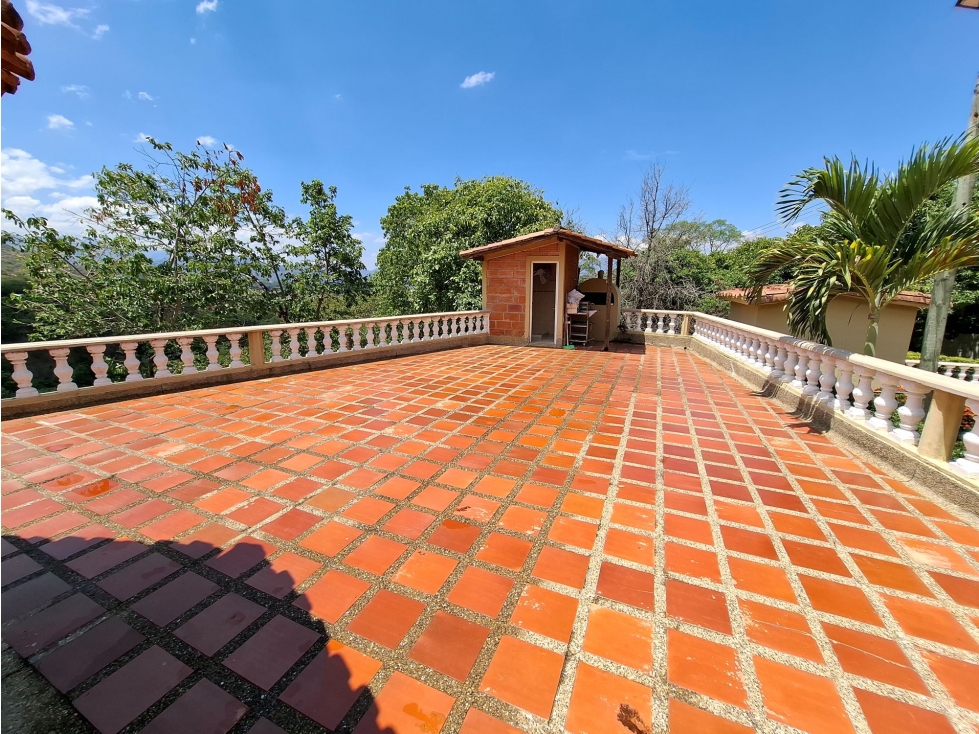Finca de 10.032m² lote y 359m² construida | La Miranda | Sopetrán - 4