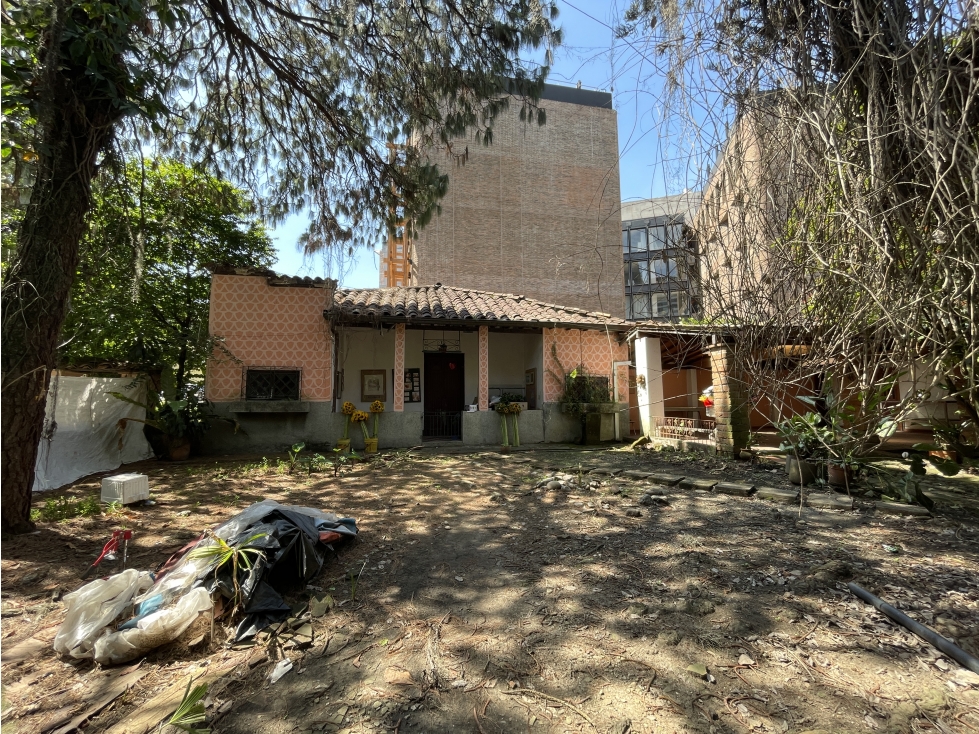 Lote con construcción en venta de Alta Mixtura, Manila, El Poblado — foto 3