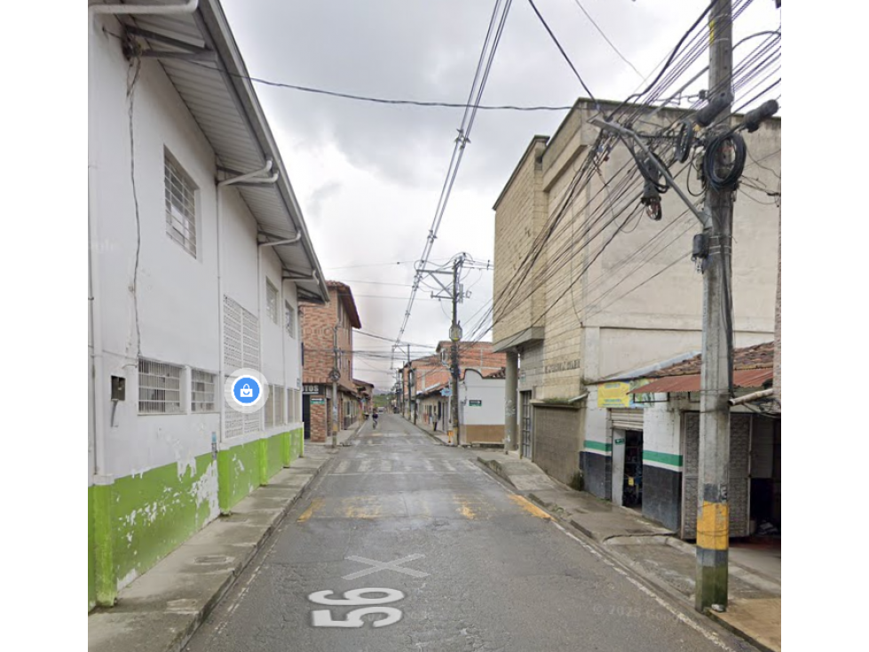 Lote y contrucción en venta, cerca al parque de La Unión - 1