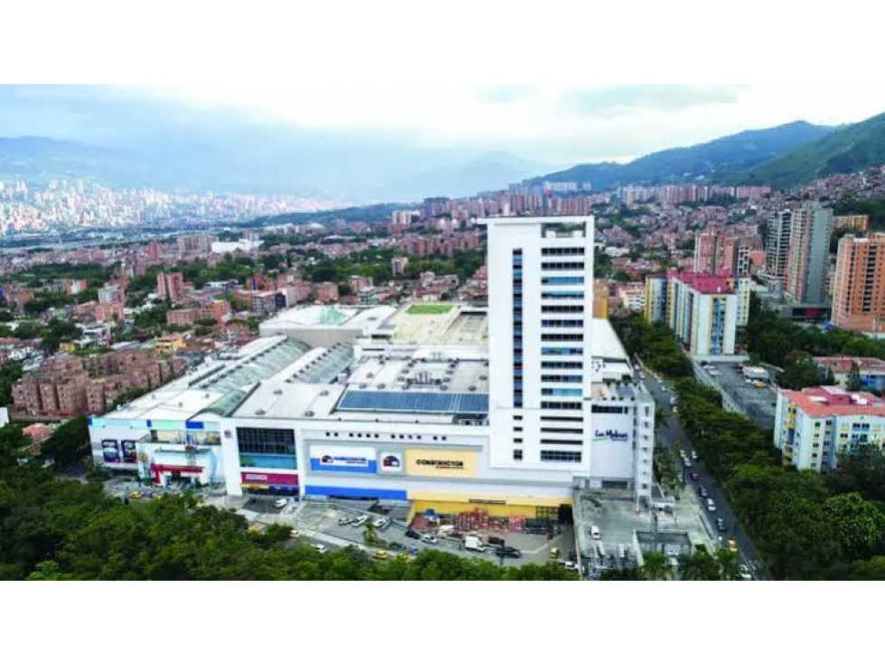 Oficinas en arriendo | Centro comercial Molinos, Medellín