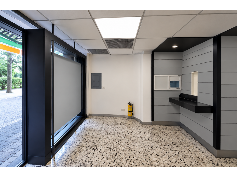 Local comercial en arriendo de 430,64 m² | Almacentro | Medellín — foto 2